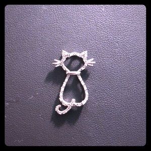 10k white gold and 0.2 carat diamond cat pendant